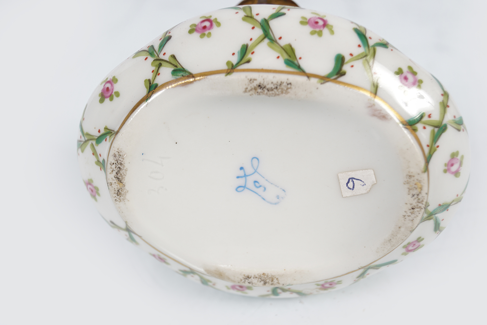 SEVRES PORCELAIN TRINKET BOX - Image 3 of 3