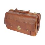 ANTIQUE LEATHER GLADSTONE BAG