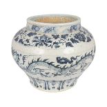 EARLY CHINESE BLUE AND WHITE BOWL