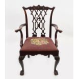 18TH-CENTURY CHIPPENDALE ELBOW CHAIR