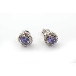 18 CT. WHITE GOLD STUD EARRINGS