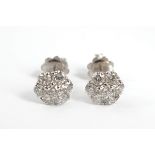 18 CT. WHITE GOLD CLUSTER STUD EARRINGS