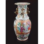 19TH-CENTURY FAMILLE ROSE VASE