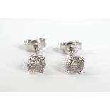 18 CT. WHITE GOLD STUD EARRINGS