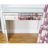 MIRRORED DRESSING TABLE