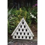 WOODEN DOVE COTE