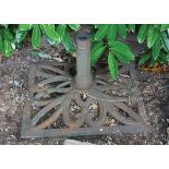 CAST IRON UMBRELLA STAND