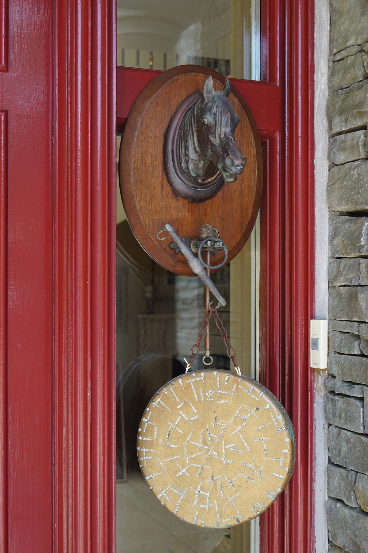 EDWARDIAN HANGING PANELLED MAHOGANY & BRASS GONG