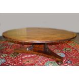 LARGE WILLIAM IV MAHOGANY CIRCULAR DINING TABLE