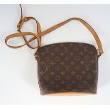 LOUIS VUITTON SHOULDER BAG