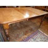 Victorian mahogany extending dining table