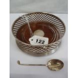 Pierced silver bottle coaster - Birmingham 1995 & a golf club teaspoon