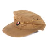 Schirmmützefür Mannschaften des Afrikakorps, Kavallerie, sandfarbenes Tuch, Kokarde, orangene