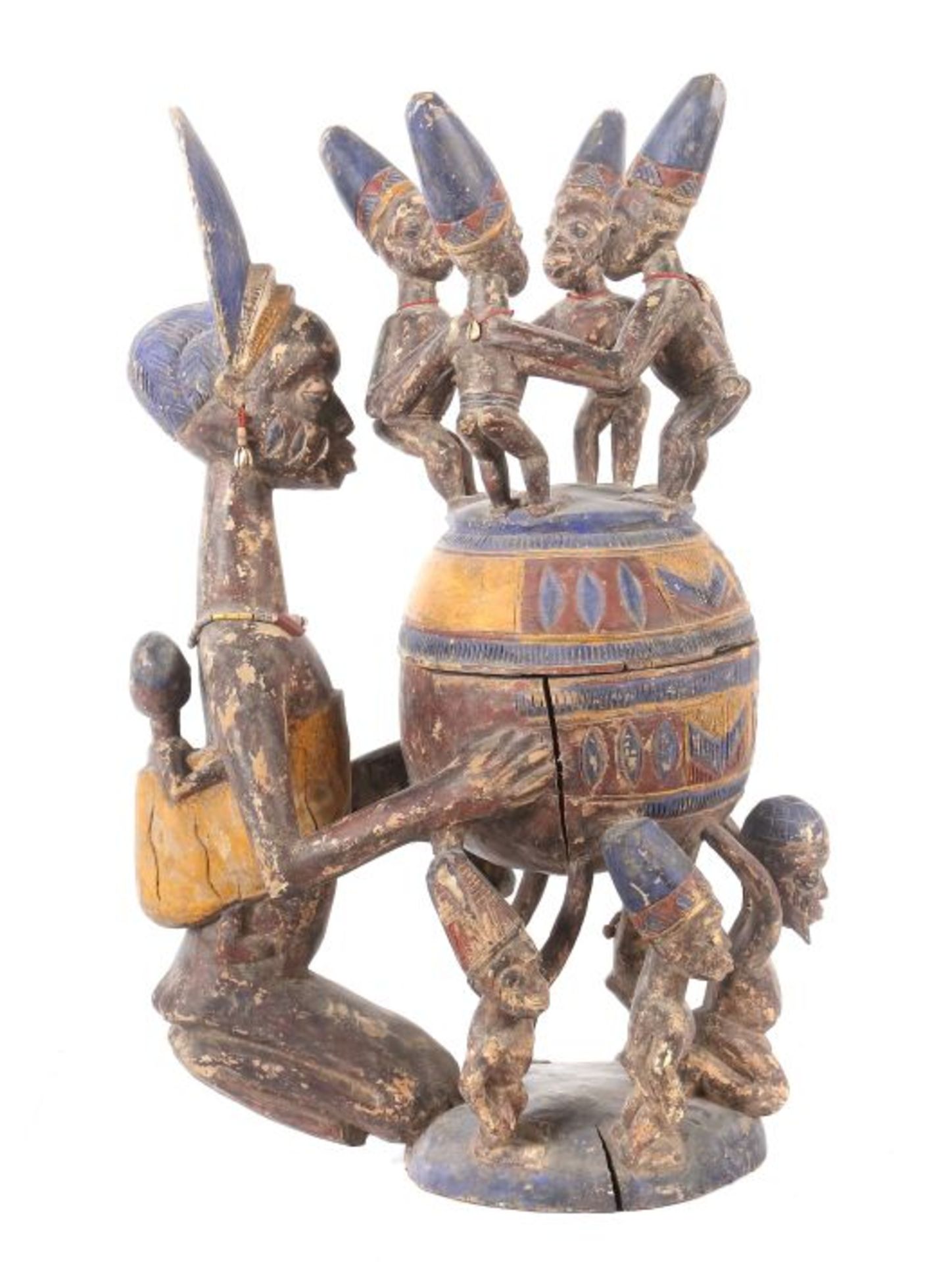 Großes Olumeye-GefäßNigeria, Stamm der Yoruba, 5 Trägerfiguren und 1 große Mutterfigur mit Kind