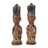 Ibedji ZwillingsbrüderNigeria, Stamm der Yoruba, Holz mit partieller Verkrustung, 2
