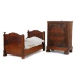 Schrank und Bett1x Schrank in gerader aufsteigender Form, Louis Phillippe I, ca. um 1800 - 1850,