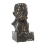 Paul von Hindenburg20. Jh., Bronze, patiniert, Büste des Generalfeldmarschalls, rückseitig bez.: "