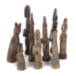 Konvolut KinderwunschpuppenBurkina Faso, Mossi/benachbarte Stämme, 9 aus Holz geschnitzte und zum