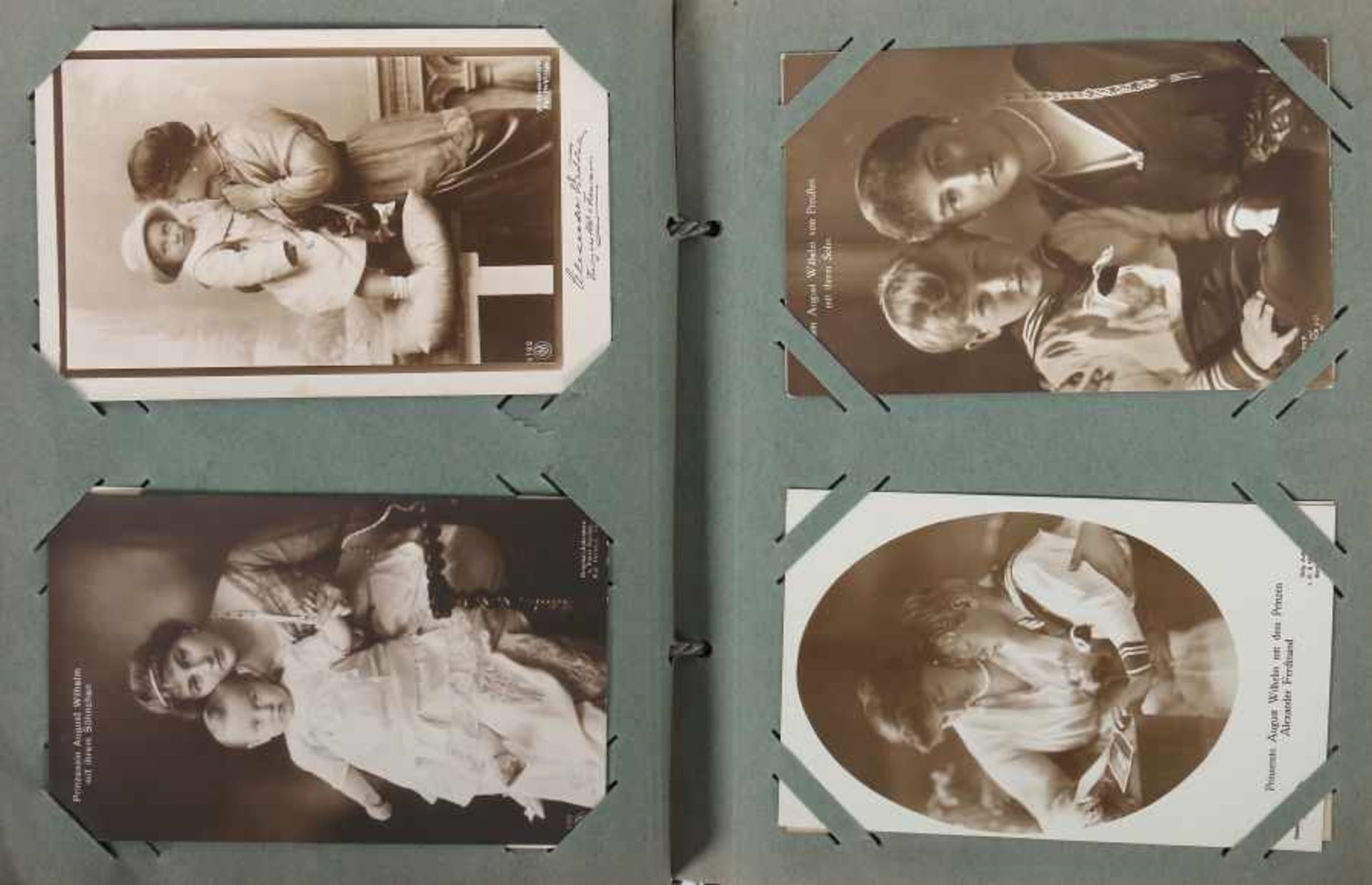Postkarten-Albumca. 46 s/w Postkarten der Frauen und Familien deutscher Kaiser wie z.B. Kaiserin - Bild 3 aus 6