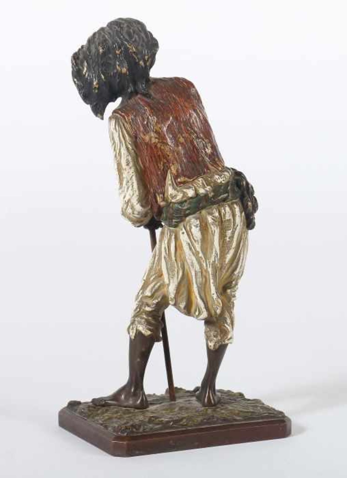 Bergmann, Franz Xavier1861 - 1936, "Mohr mit Gehstock", Wiener Bronze, polychrom gefasst, - Bild 3 aus 4