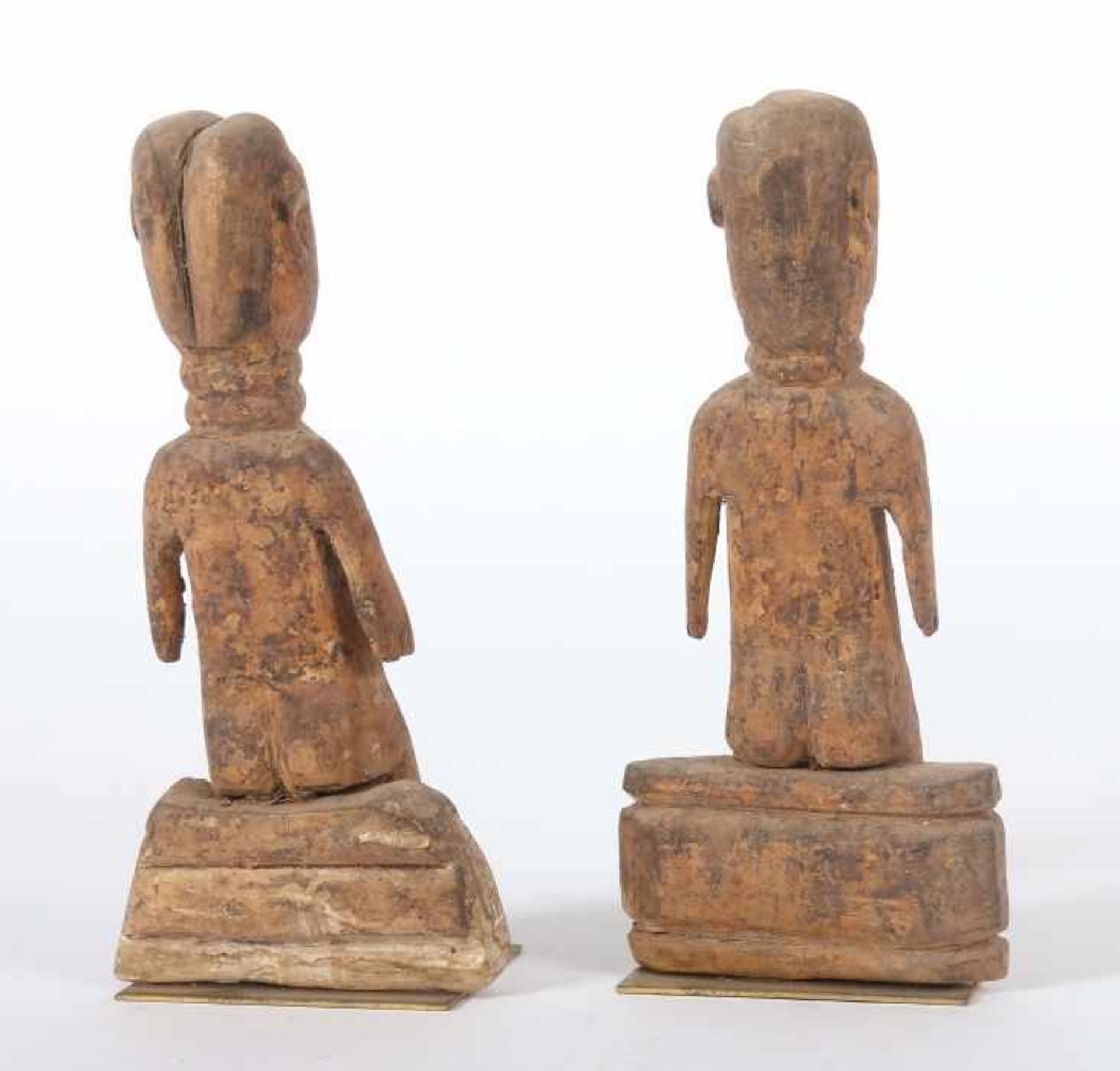 Sitzendes AhnenpaarGhana/Togo, ein Stamm der Akan, auf Hocker einzeln sitzende männliche und - Bild 2 aus 2