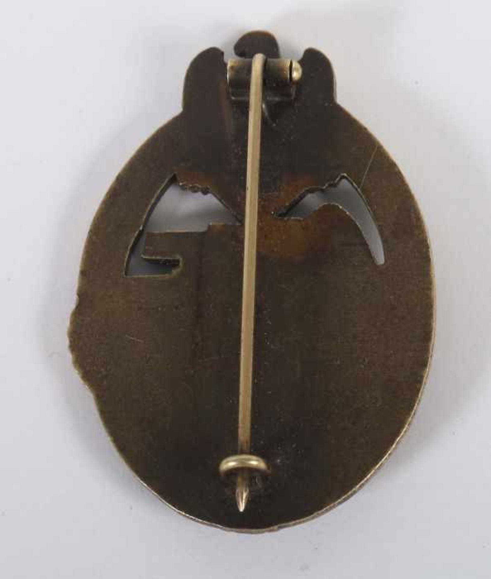 1 Orden und 4 Urkunden2. Wk, 1x Panzerkampfabzeichen in Bronze an Nadel, gemarkt: JFS, dazu 4 - Bild 5 aus 5