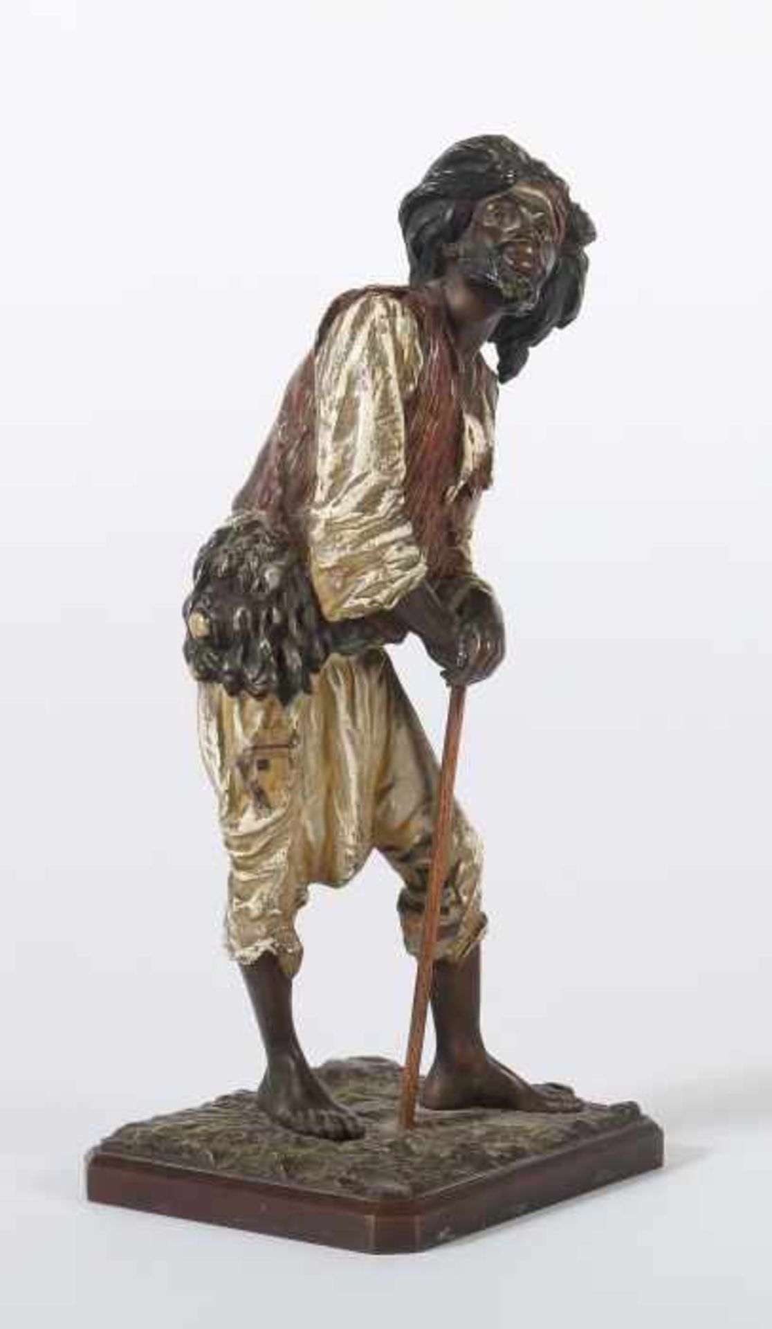 Bergmann, Franz Xavier1861 - 1936, "Mohr mit Gehstock", Wiener Bronze, polychrom gefasst, - Bild 2 aus 4