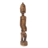 Standfigur der DogonMali, Holz, H: 64 cm.- - -25.00 % buyer's premium on the hammer priceVAT