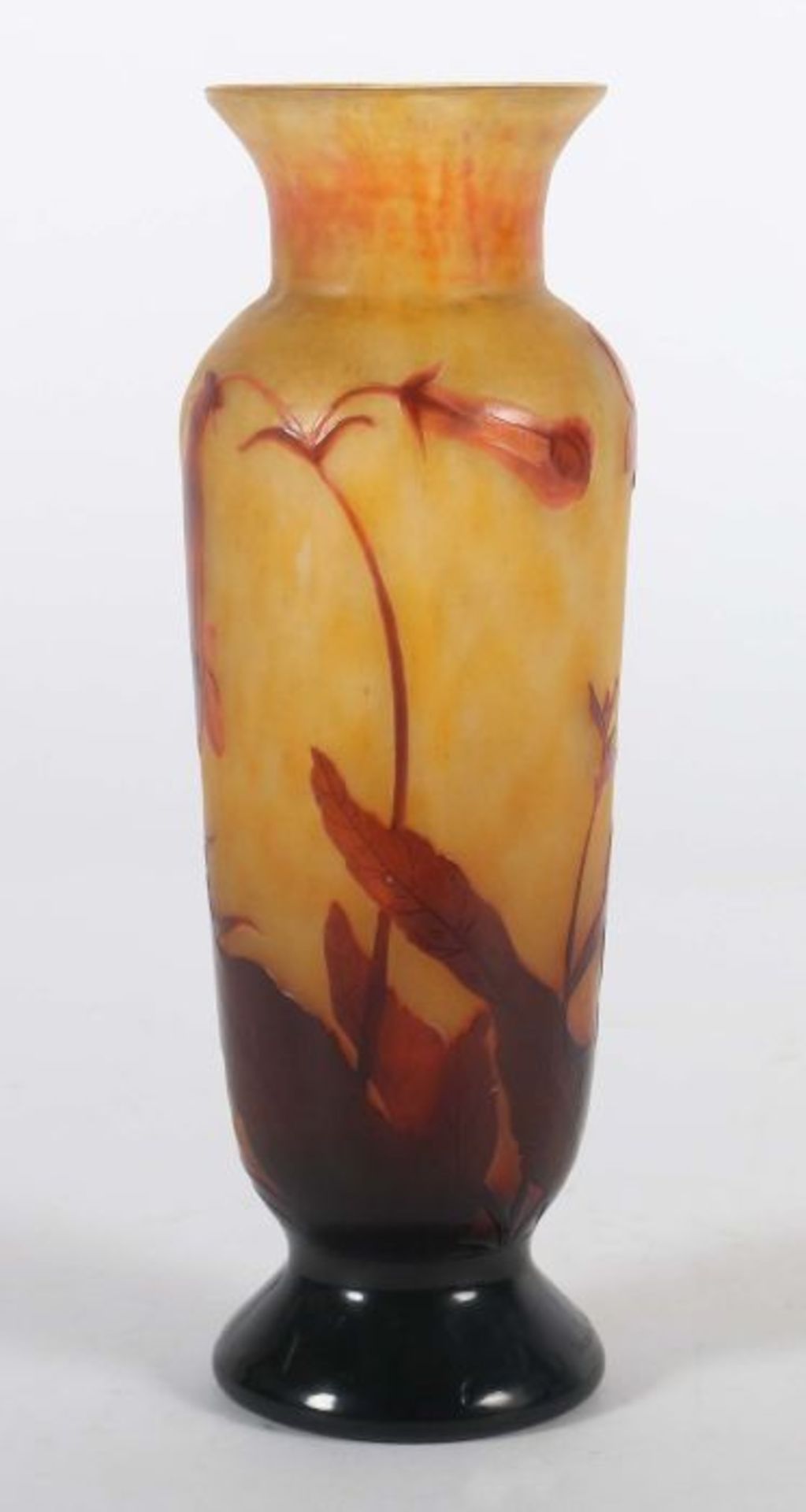 Vase "Bignones"Daum, Nancy, um 1920/1930, Überfangglas, farblos und dunkelweinrot, - Bild 2 aus 5