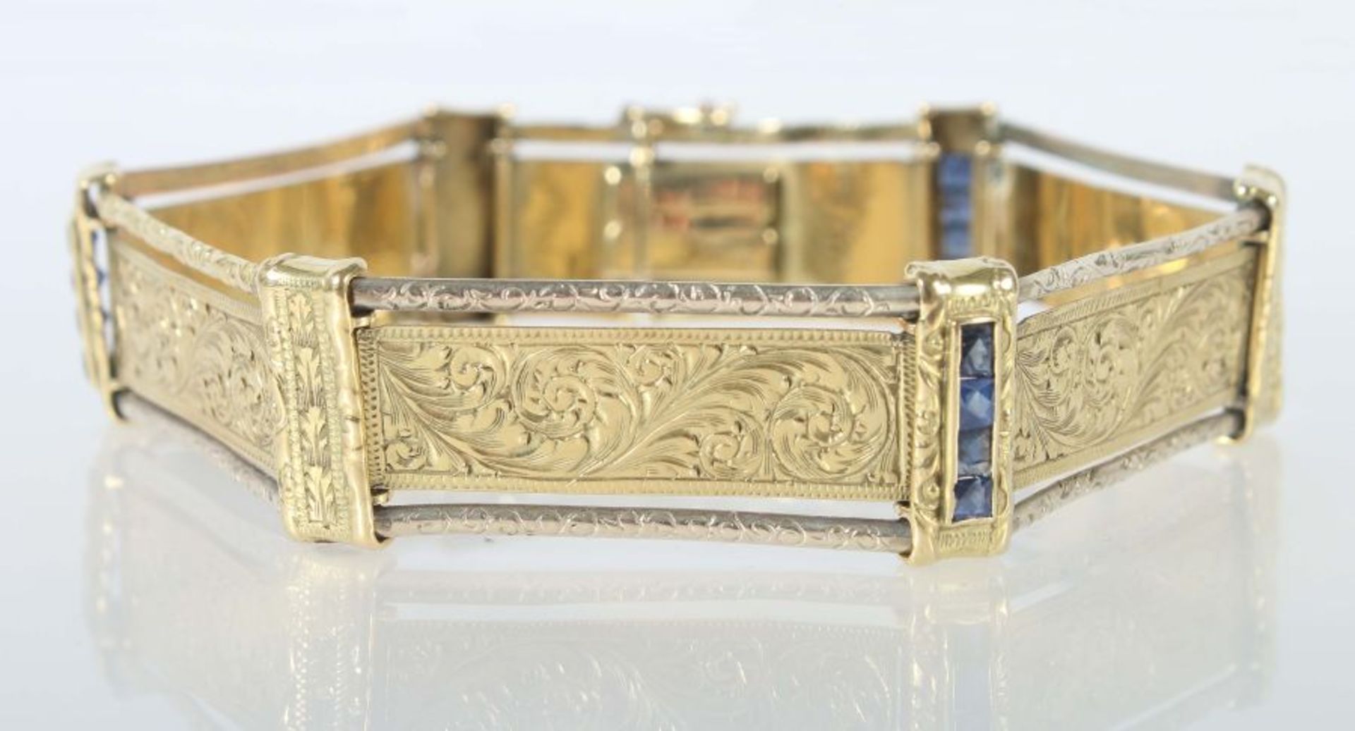 Historisierendes Gliederarmbandwohl 19. Jh., Gelbgold 750, mehrgliedriges Band mit seitlichen