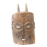 Maske der Kuba mit geschnitzten HörnernDR Kongo, Holz, H: 53 cm.- - -25.00 % buyer's premium on