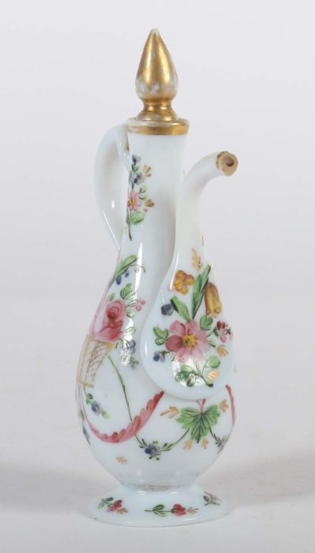 Biedermeier-Flakon1. Hälfte 19. Jh., opak weißes Glas, mundgeblasen, polychrome Emaillemalerei - Bild 2 aus 4