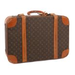 Louis Vuitton KofferParis, aus der Linie "Monogram Canvas", brauner Lederbesatz- und griff,