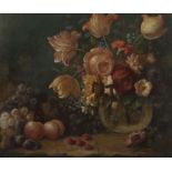 Maler des 18. Jh."Stillleben mit Blumen und Obst", spätsommerlicher Strauß in einer Glasvase,