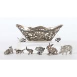8 Tierfiguren & Schale20. Jh., Silber 925/800, ca. 141 g, Hase, Küken, Maus, Spatz, Elefant,