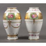 Vasenpaarwohl Böhmen, um 1900, Porzellan, polychromes Umdruckdekor auf Glasur mit