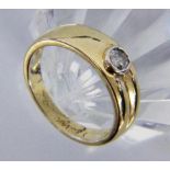 DIAMANTRING MIT SOLITÄR585/000 Gelbgold. Gr. 56, Brutto ca. 3,8g