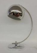 DESIGNER BOGENLAMPE1960er/70er Jahre Verchromtes Metallgestell. H.70cm