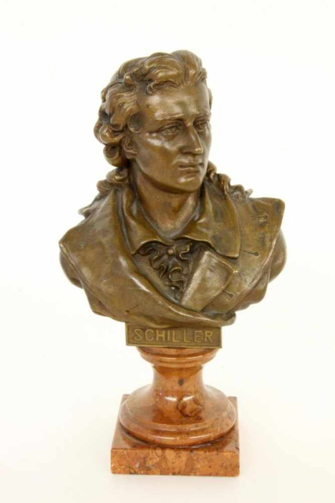 FRIEDRICH SCHILLERum 1900 Bronzebüste auf Marmorsockel. Nach Johann Heinrich Dannecker (1758-
