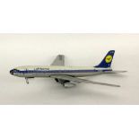 LUFTHANSA MODELLFLUGZEUGTipp & Co., 1960er Jahre Boeing 707. Blech. Besch. L.38cm