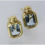 PAAR OHRSTECKER585/000 Gelbgold mit Aquamarinen. L.24mm, Brutto ca. 4gA PAIR OF STUD EARRINGS 585/