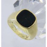 HERRENRING585/000 Gelbgold mit Onyxplatte. Ringgr. 57, Brutto ca.5,9gA MEN'S RING 585/000 yellow