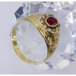 DAMENRING750/000 Gelbgold mit Almandin und Gosheniten. Ringgr. 55, Brutto ca, 3,4gA LADIES' RING