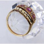 DAMENRING585/000 Gelbgold mit 3 Amethysten und kleinen Perlen. Ringgr. 60, Brutto ca. 5,7gA