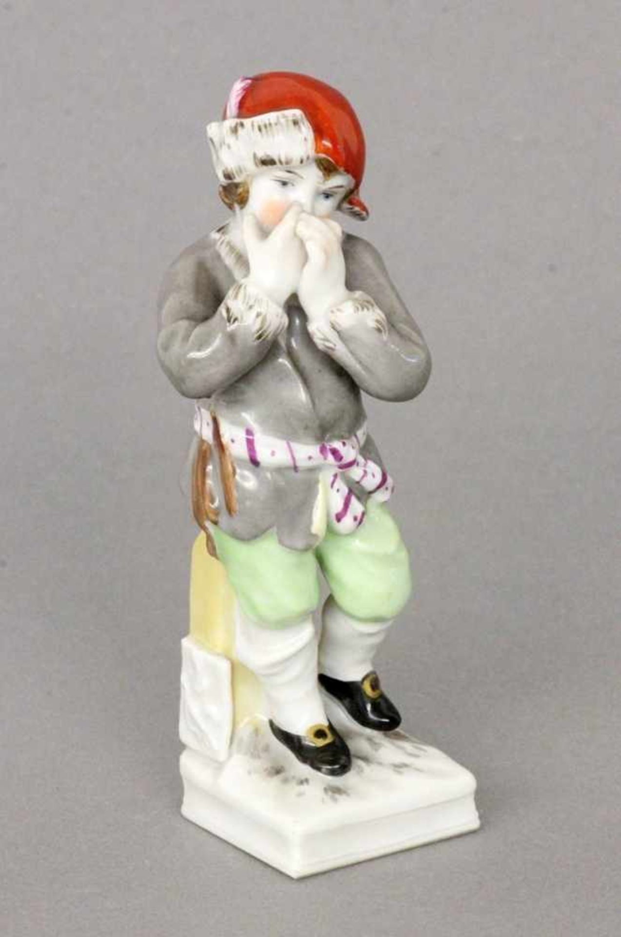 MONATSFIGUR "STERNZEICHEN WASSERMANN"KPM Berlin, 20.Jh. Polychrom staffierte Kinderfigur mit