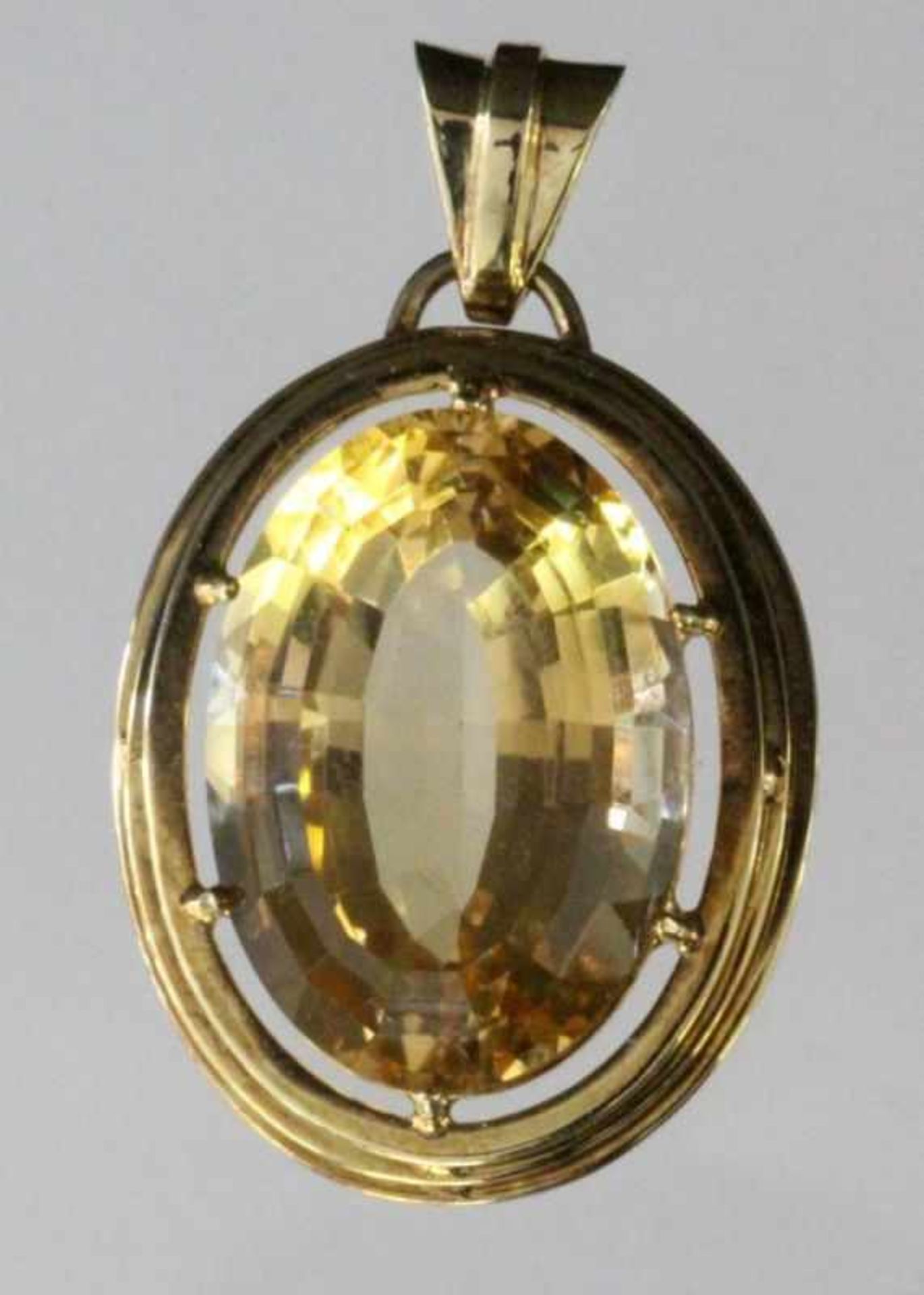 ANHÄNGER585/000 Gelbgold mit Citrin. L.4cm, Brutto ca. 13,7gA PENDANT 585/000 yellow gold with