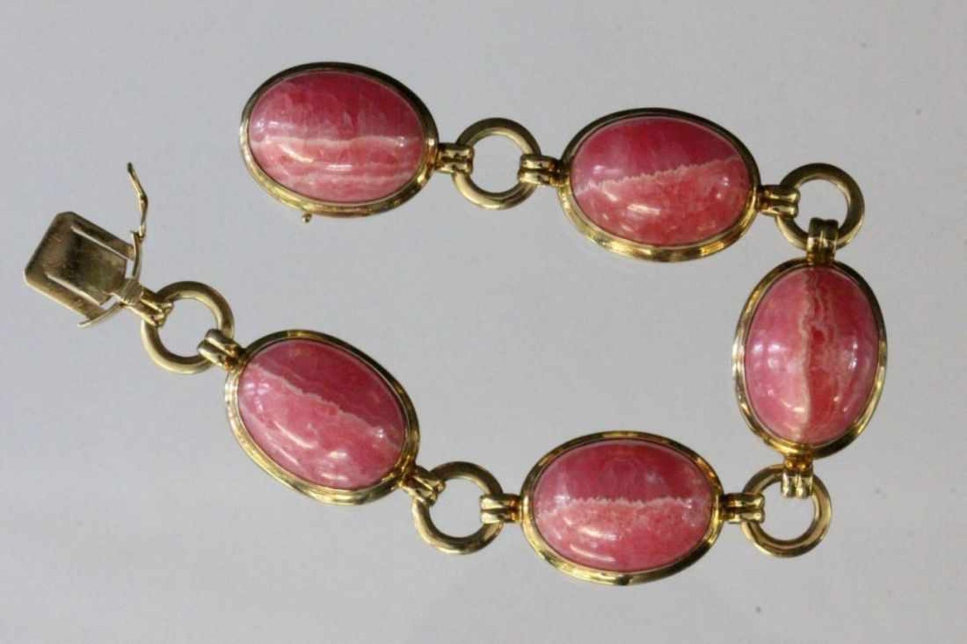 ARMBAND585/000 Gelbgold mit Rhodochrosit. L.18cm, Brutto ca. 36gA BRACELET 585/000 yellow gold