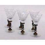 SATZ VON 6 WEINGLÄSERNFarbloses Glas mit figürlichem bronzierten Metallschaft. H.15cmA SET OF 6 WINE