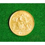 A George V 1911 gold Half Sovereign, 4g