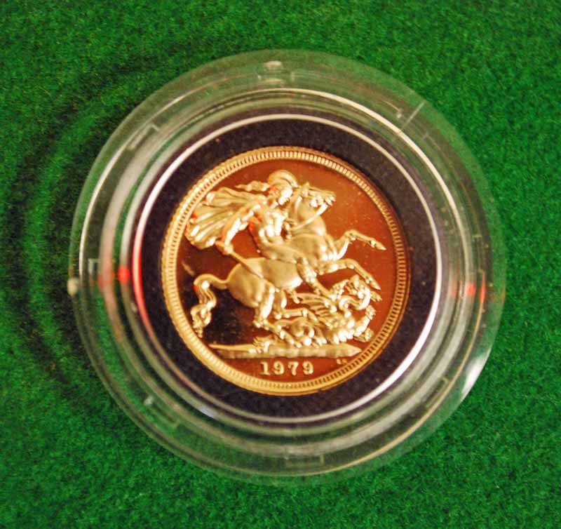 A Royal Mint 1979 Full Sovereign, Gold Proof Coin in presentation wallet